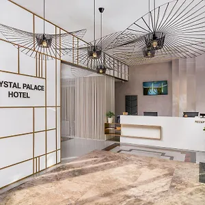 **** Otel Crystal Palace Romanya